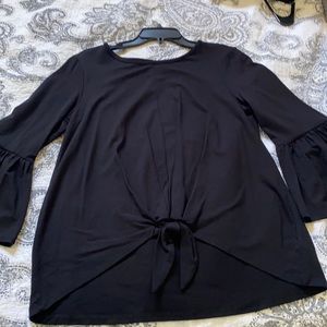 New Direction XL blouse flare sleeves. knot front
